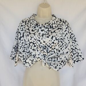 DKNY Black & White Abstract Print Button-Up Blouse | Flowy Boxy Fit | Size M-XL
